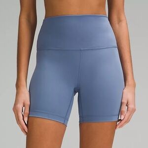 lululemon oasis blue wunder train high rise short 6” size 6 EUC
